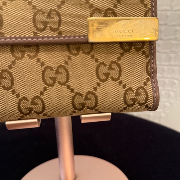 Gucci Tan and Brown Monogram Wallet - Picture 3 of 14